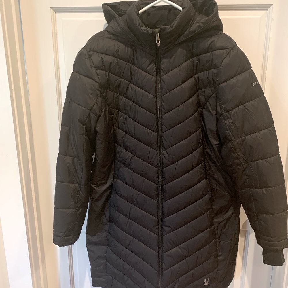 Spyder long puffer jacket XL in black. NEW!! Never worn